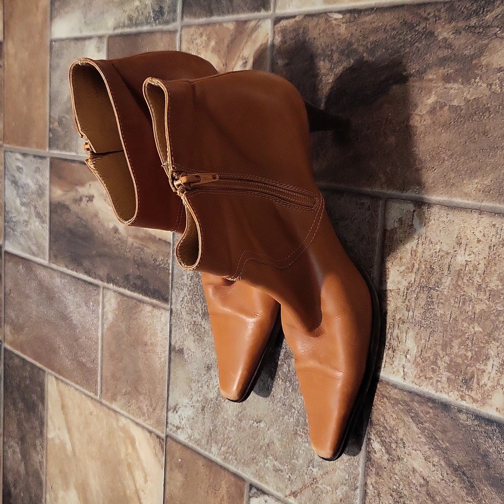 Coach boots